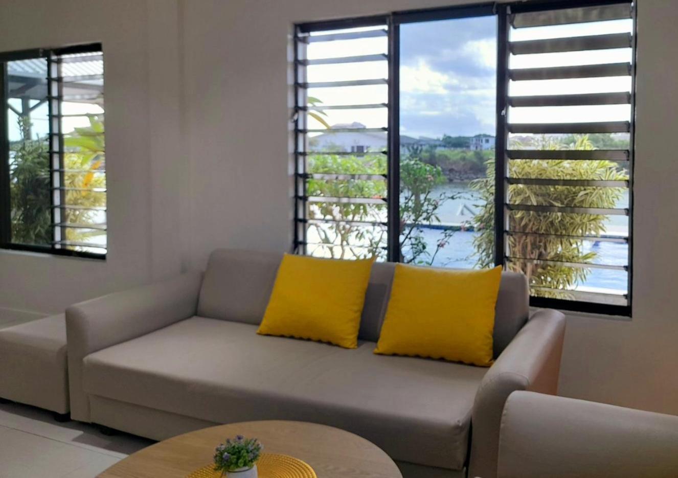 Waterfront Sunset Apartment نادي المظهر الخارجي الصورة