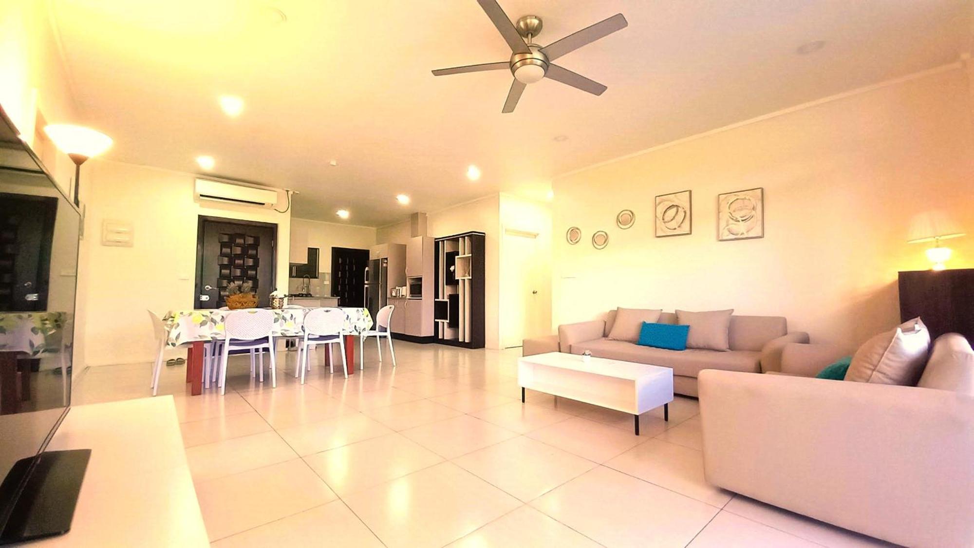 Waterfront Sunset Apartment نادي المظهر الخارجي الصورة